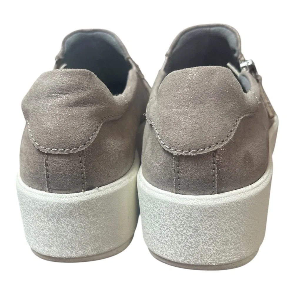 Clarks Collection Layton Step Metallic Taupe Slip-On Sneakers